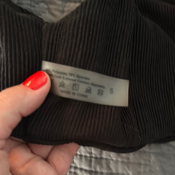 Black Ribbed Bikini top - Picture 2 of 3